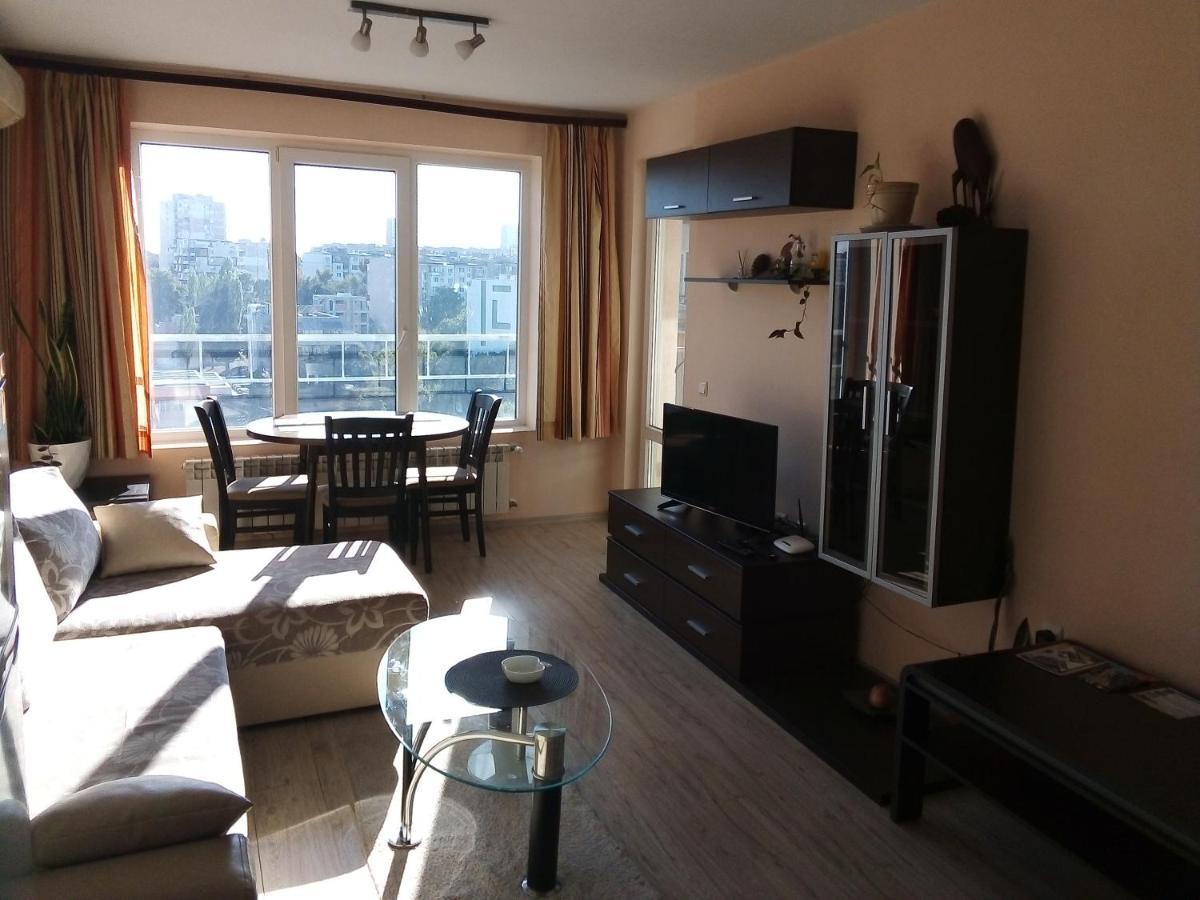 Апартамент Зорница Apartment Burgas City Exterior foto