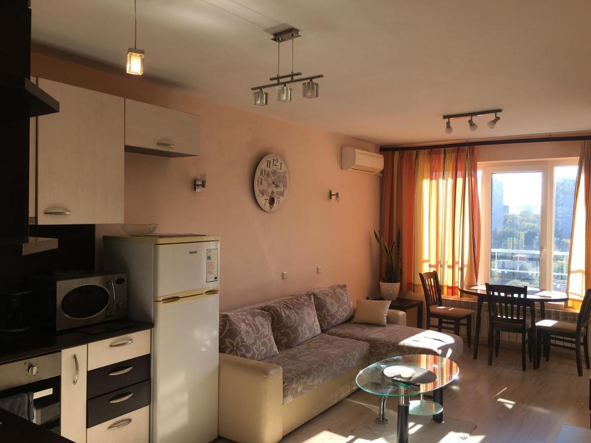 Апартамент Зорница Apartment Burgas City Exterior foto