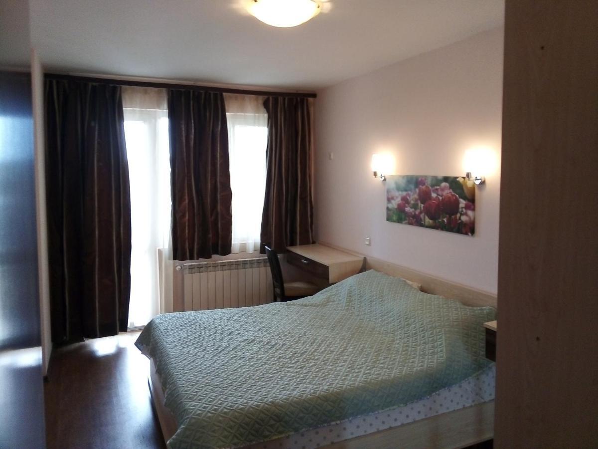 Апартамент Зорница Apartment Burgas City Exterior foto
